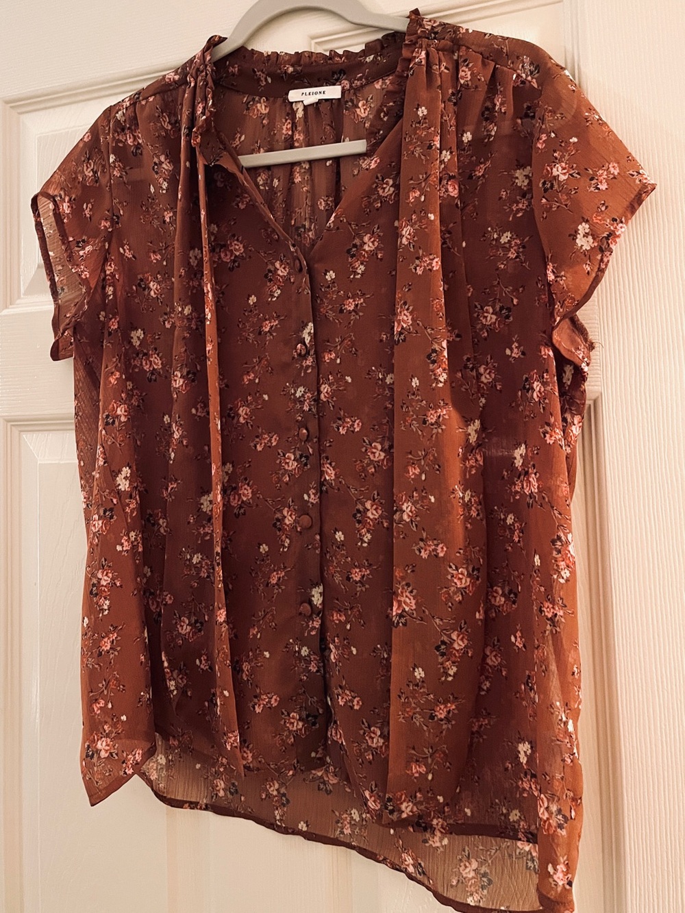 Pleione Burgundy Floral Tie-Neck Blouse Size S